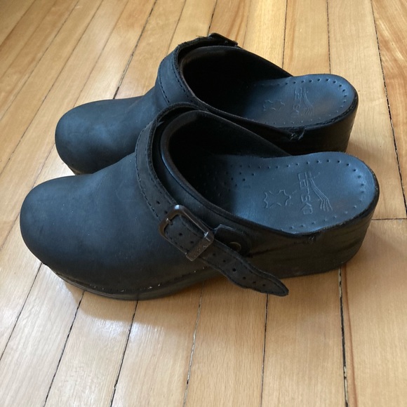 Dansko Ingrid Clog Black Oiled Size 37 (European) - Picture 3 of 8